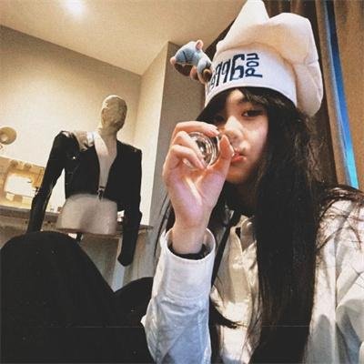 未曾深爱岂言别